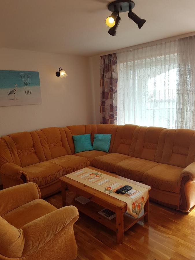 Apartmani Krajnovic Fazana Ngoại thất bức ảnh