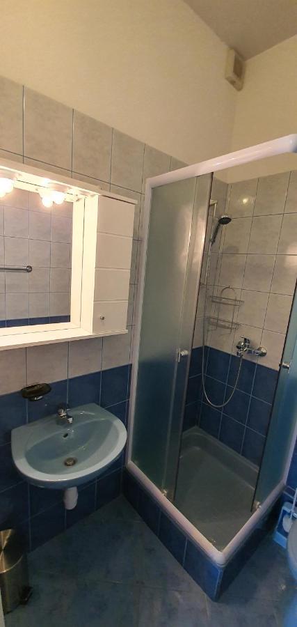Apartmani Krajnovic Fazana Ngoại thất bức ảnh