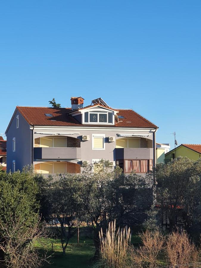 Apartmani Krajnovic Fazana Ngoại thất bức ảnh