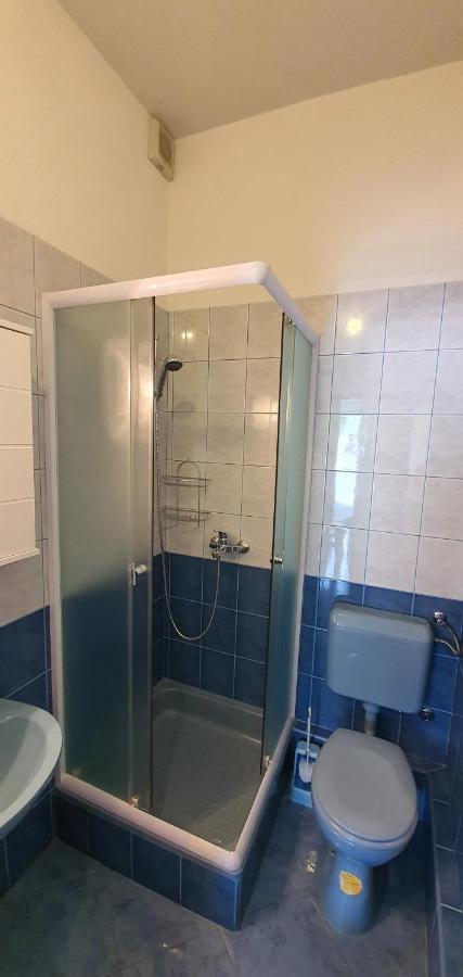 Apartmani Krajnovic Fazana Ngoại thất bức ảnh
