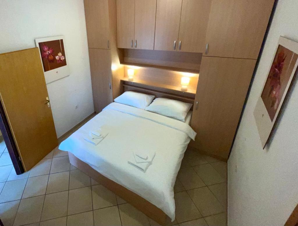 Apartmani Krajnovic Fazana Ngoại thất bức ảnh