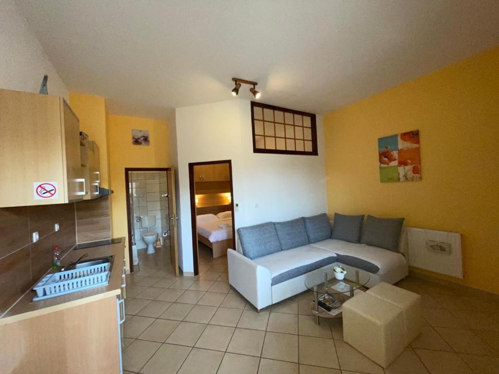 Apartmani Krajnovic Fazana Ngoại thất bức ảnh