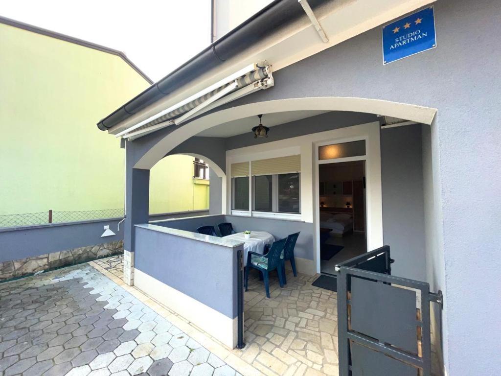 Apartmani Krajnovic Fazana Ngoại thất bức ảnh