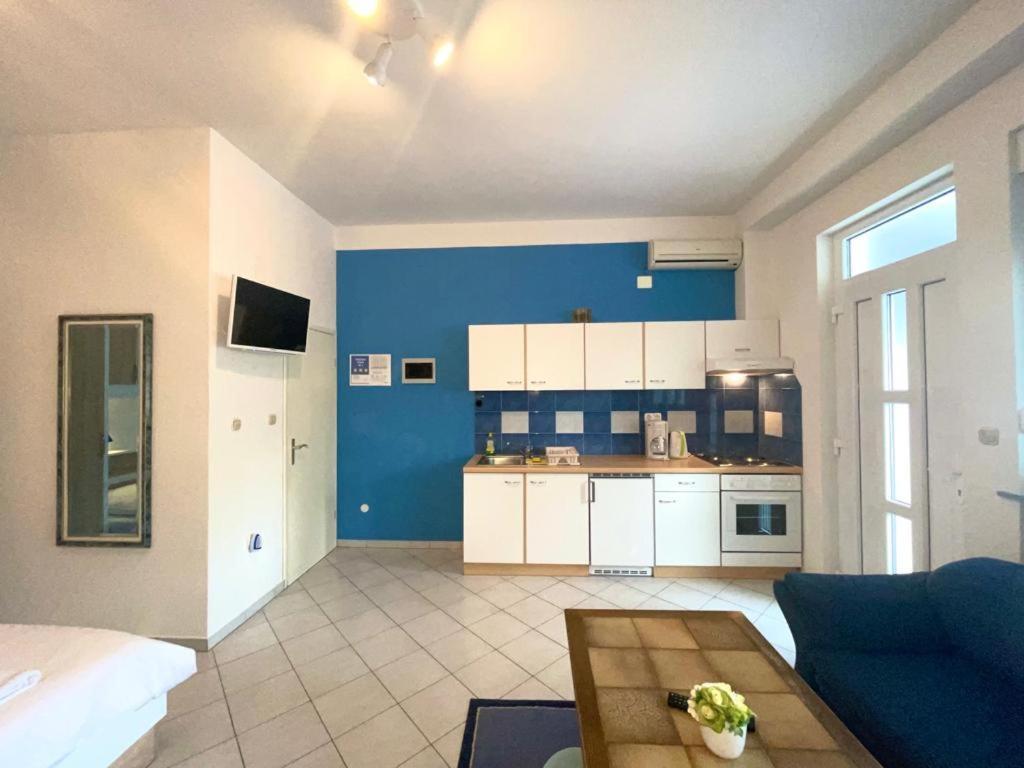 Apartmani Krajnovic Fazana Ngoại thất bức ảnh