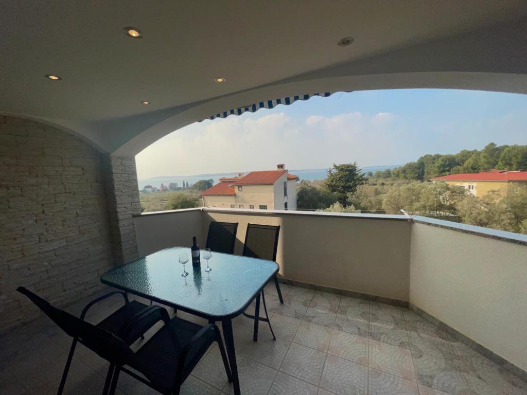 Apartmani Krajnovic Fazana Ngoại thất bức ảnh