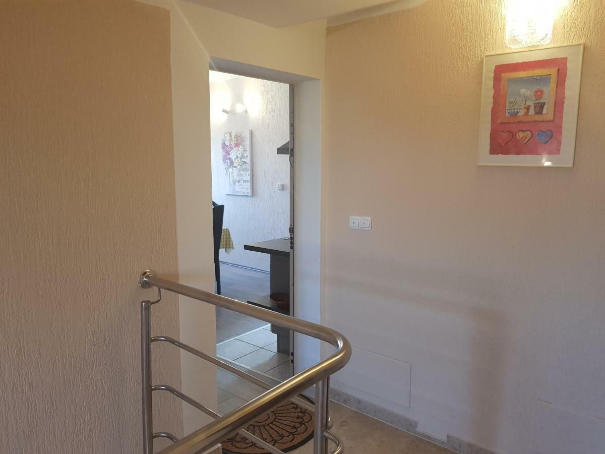 Apartmani Krajnovic Fazana Ngoại thất bức ảnh