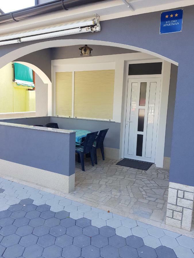 Apartmani Krajnovic Fazana Ngoại thất bức ảnh