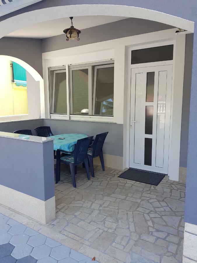 Apartmani Krajnovic Fazana Ngoại thất bức ảnh